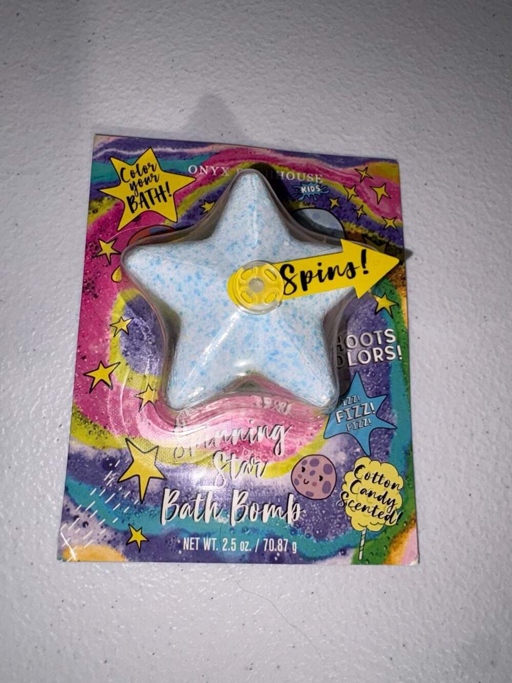 Onyx Bathhouse Kids Spinning Star Bath Bomb Cotton Candy Scented 2.5 oz